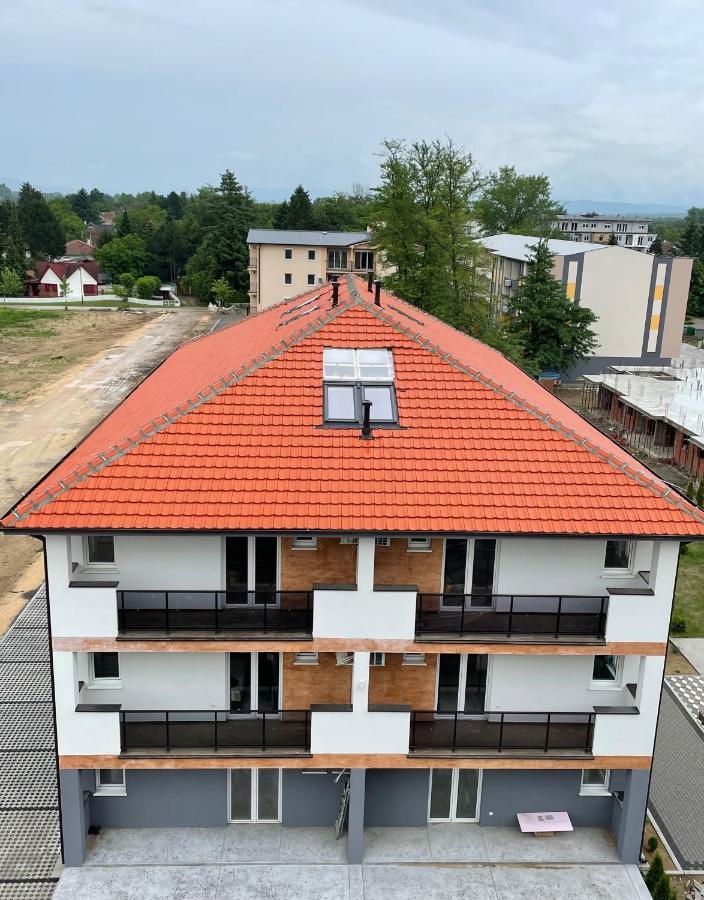 Apartmani Borova 2 Veliko Gradište Exterior foto